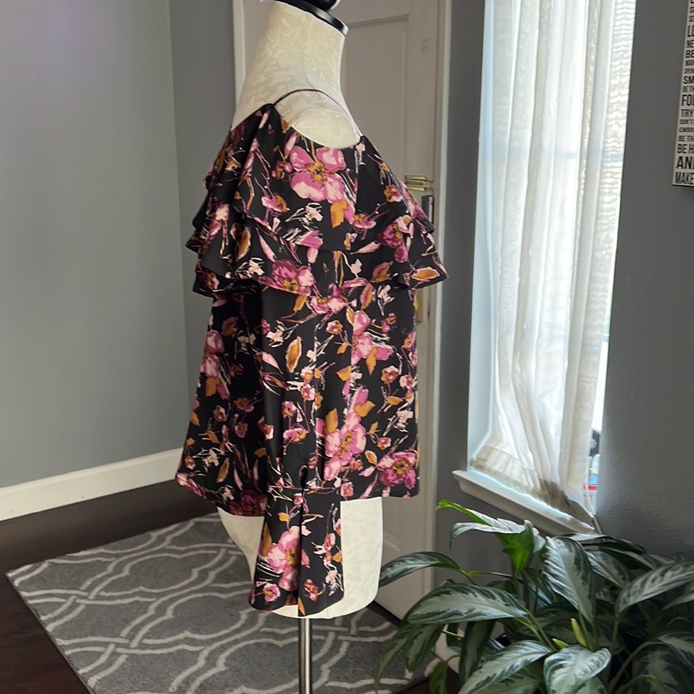 BP Cold Shoulder Ruffle Floral Print Top - Picture 4 of 9